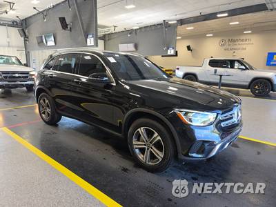 2021 Mercedes-Benz GLC 300 - zdjęcie 3 z 22 - miniatura