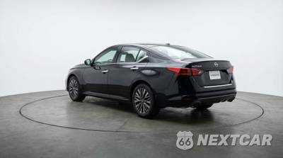2025 Nissan Altima SV - zdjęcie 5 z 12 - miniatura