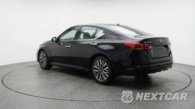 2025 Nissan Altima SV - zdjęcie 5 z 12 - miniatura