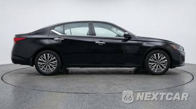 2025 Nissan Altima SV - zdjęcie 8 z 12 - miniatura
