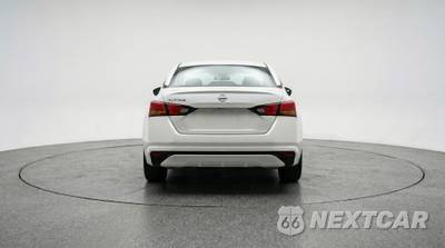 2025 Nissan Altima SV - zdjęcie 6 z 12 - miniatura