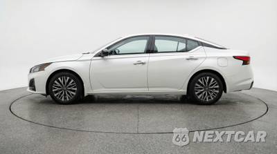 2025 Nissan Altima SV - zdjęcie 4 z 12 - miniatura