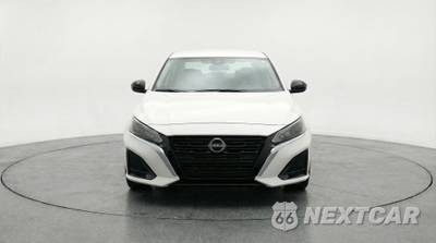 2025 Nissan Altima SV - zdjęcie 2 z 12 - miniatura