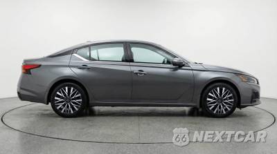2025 Nissan Altima SV - zdjęcie 8 z 12 - miniatura