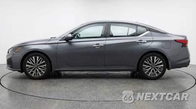 2025 Nissan Altima SV - zdjęcie 4 z 12 - miniatura
