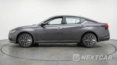 2025 Nissan Altima SV - zdjęcie 4 z 12 - miniatura