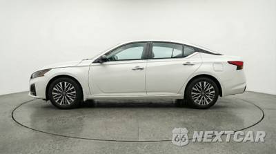 2025 Nissan Altima SV - zdjęcie 4 z 12 - miniatura