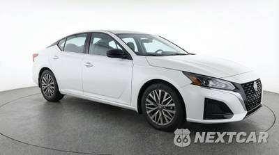 2025 Nissan Altima SV - zdjęcie 1 z 12 - miniatura