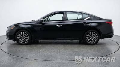 2025 Nissan Altima SV - zdjęcie 4 z 12 - miniatura