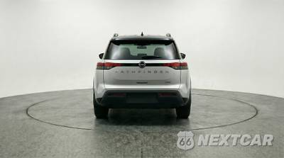 2025 Nissan Pathfinder SV - zdjęcie 6 z 12 - miniatura