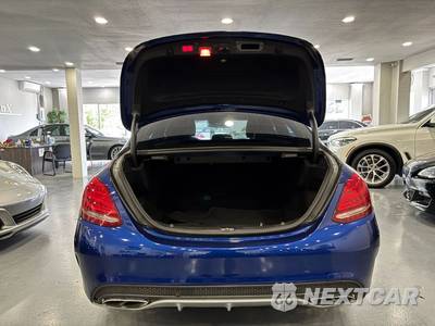2017 Mercedes-Benz AMG C 43 4MATIC Sedan - zdjęcie 51 z 59 - miniatura