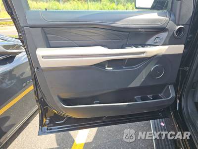 2023 Ford Expedition MAX Platinum - zdjęcie 9 z 45 - miniatura