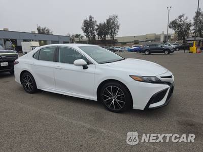 2023 Toyota Camry SE - zdjęcie 3 z 39 - miniatura