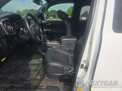 2017 Toyota Tacoma TRD Off-Road Extended Cab Long Bed w/Rear Doors - zdjęcie 7 z 30 - miniatura