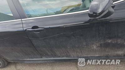 2021 Toyota Camry SE - zdjęcie 30 z 39 - miniatura