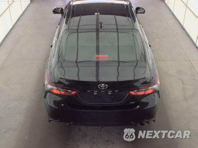 2021 Toyota Camry SE - zdjęcie 5 z 39 - miniatura