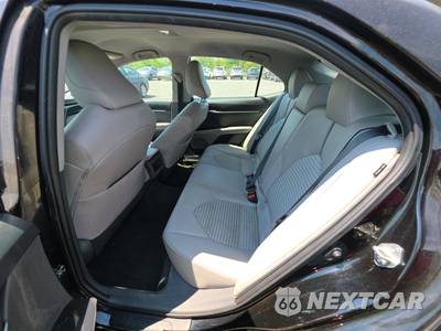 2021 Toyota Camry SE - zdjęcie 13 z 39 - miniatura