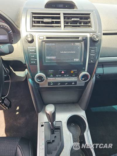 2014 Toyota Camry SE - zdjęcie 11 z 31 - miniatura