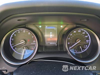 2021 Toyota Camry SE - zdjęcie 12 z 26 - miniatura