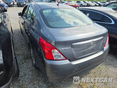 2018 Nissan Versa Sedan S - zdjęcie 6 z 29 - miniatura