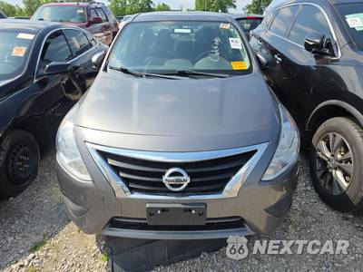 2018 Nissan Versa Sedan S - zdjęcie 2 z 29 - miniatura