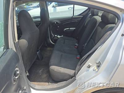 2016 Nissan Versa S - zdjęcie 13 z 18 - miniatura