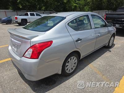 2016 Nissan Versa S - zdjęcie 4 z 18 - miniatura