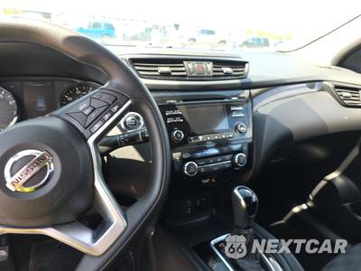 2017 Nissan Rogue Sport SV - zdjęcie 11 z 20 - miniatura