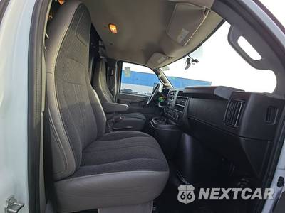 2025 GMC Savana 2500 Cargo Van 1WT 135.0" WB - zdjęcie 8 z 35 - miniatura