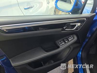 2017 Porsche Macan - zdjęcie 9 z 28 - miniatura