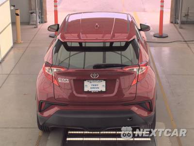 2021 Toyota C-HR XLE - zdjęcie 5 z 18 - miniatura