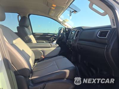 2019 Nissan TITAN XD S Crew Cab Medium Bed - zdjęcie 8 z 18 - miniatura
