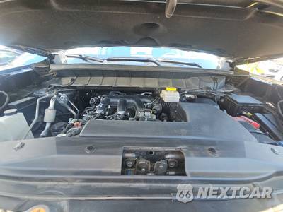 2025 Nissan Pathfinder SV - zdjęcie 15 z 19 - miniatura