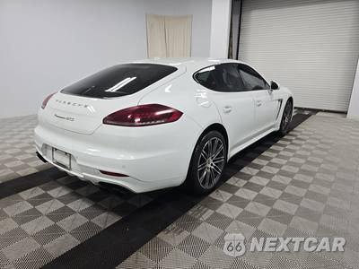 2016 Porsche Panamera GTS - zdjęcie 4 z 23 - miniatura