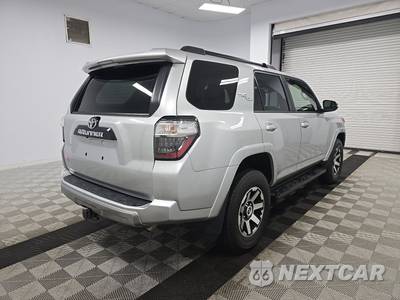 2023 Toyota 4Runner TRD Off Road Premium - zdjęcie 4 z 23 - miniatura