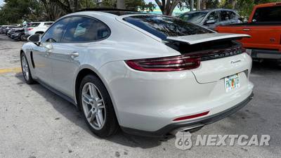 2018 Porsche Panamera - zdjęcie 4 z 43 - miniatura