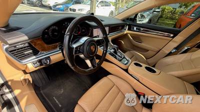 2018 Porsche Panamera - zdjęcie 19 z 43 - miniatura