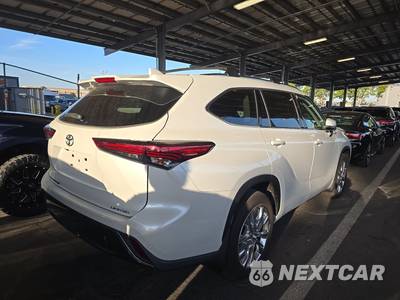 2022 Toyota Highlander Limited - zdjęcie 4 z 41 - miniatura