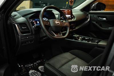 2025 Nissan Rogue SV - zdjęcie 9 z 29 - miniatura