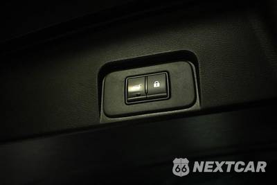 2025 Nissan Rogue SV - zdjęcie 8 z 30 - miniatura
