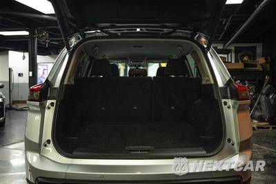 2025 Nissan Rogue SV - zdjęcie 7 z 30 - miniatura