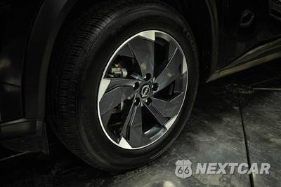 2025 Nissan Rogue SV - zdjęcie 3 z 29 - miniatura