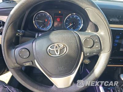 2017 Toyota Corolla LE Sedan - zdjęcie 10 z 17 - miniatura