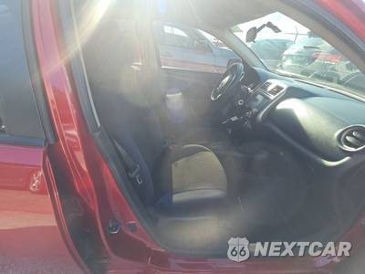 2012 Nissan Versa 1.6 SL Sedan - zdjęcie 8 z 17 - miniatura