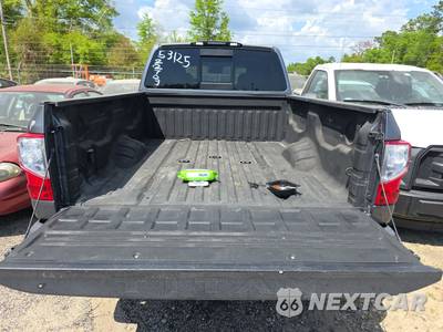 2018 Nissan TITAN XD SV Crew Cab Medium Bed - zdjęcie 16 z 24 - miniatura