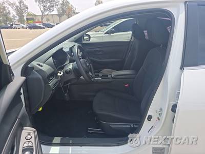 2024 Nissan Sentra S - zdjęcie 7 z 32 - miniatura