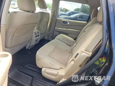 2020 Nissan Pathfinder SV - zdjęcie 13 z 24 - miniatura
