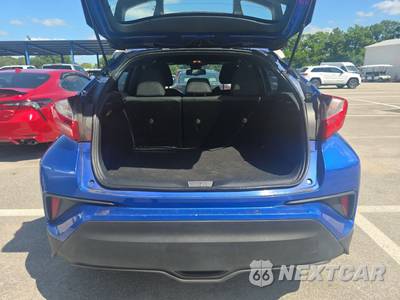 2018 Toyota C-HR XLE - zdjęcie 16 z 26 - miniatura