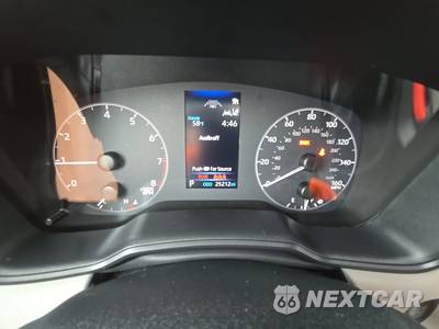2024 Toyota Corolla Cross LE - zdjęcie 12 z 23 - miniatura