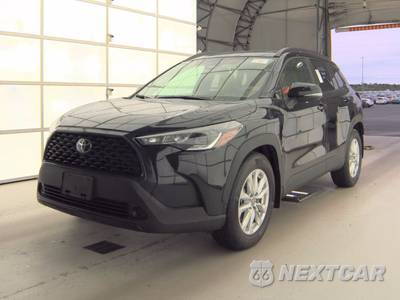 2024 Toyota Corolla Cross LE - zdjęcie 1 z 23 - miniatura